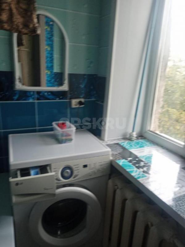 Сдам 2 ком квартиру частично мелебирована на длительный срок. - Орск