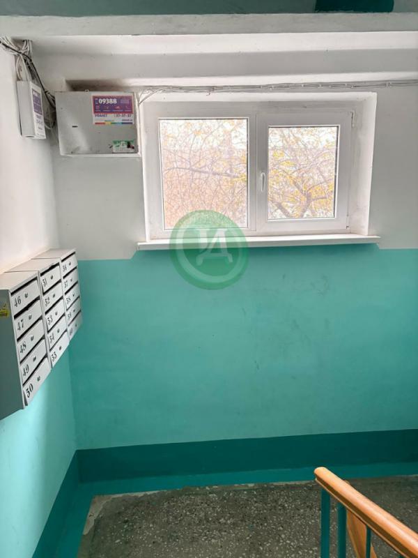 Продам 1 комнатную квартиру по адресу: улица Стартовая дом № 9А, ост. "Олимпийская", &quot - Орск