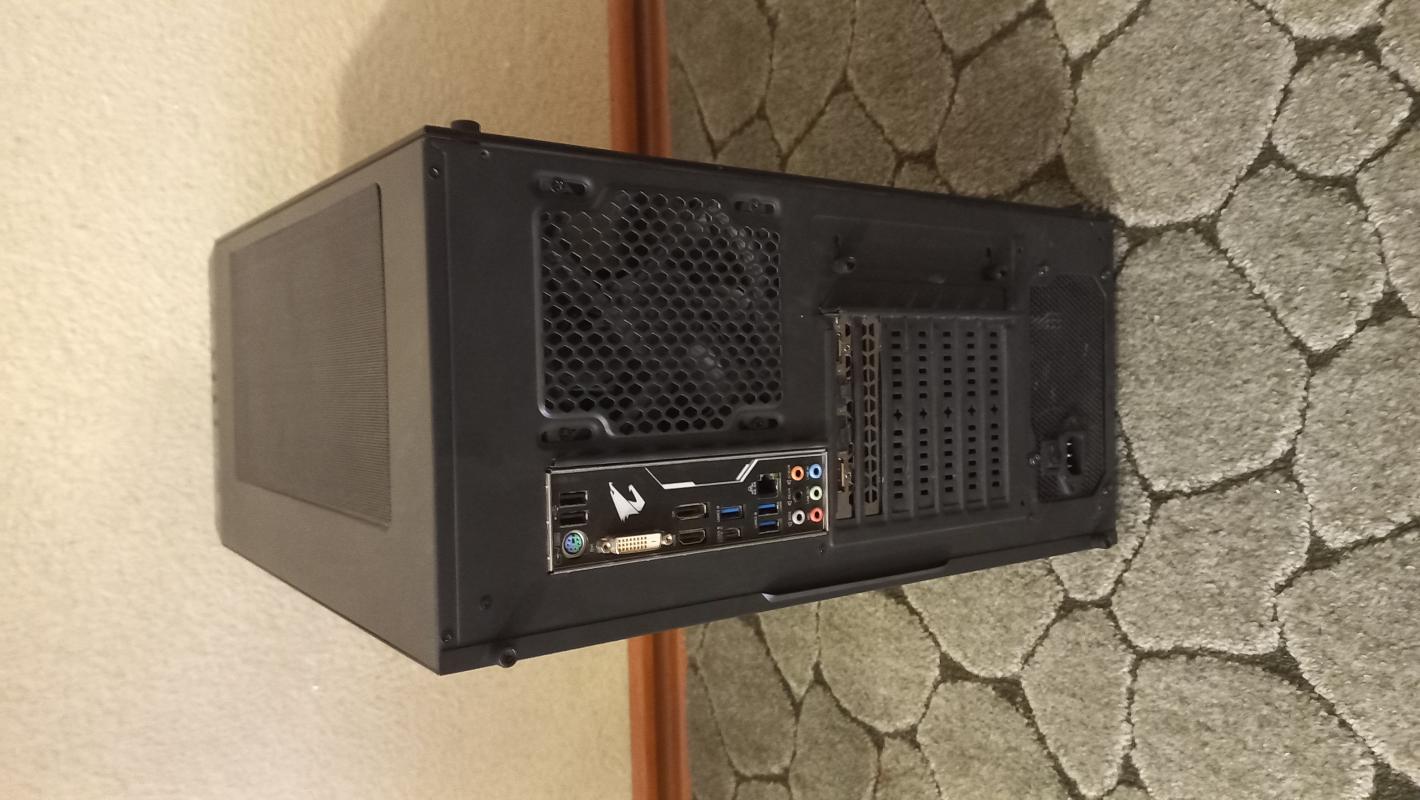 Собран для игр и работы на максимум:

Процессор Intel Core i5-9400F
Материнская плата Gigabyte B3 - Новотроицк