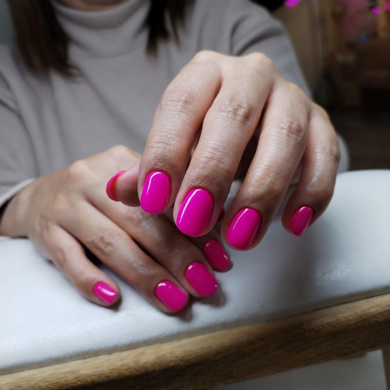 Приглашаю девушек и мужчин на маникюр и педикюр, все инструменты стерелизованы,приятная обстановка. - Новотроицк