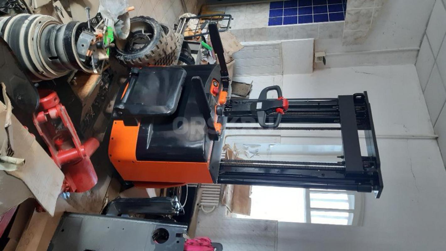 Погрузчик TCM дизель Isuzu , грузоподъёмность 1.5 т, высота 3 м
Так же в наличии электрические погр - Орск