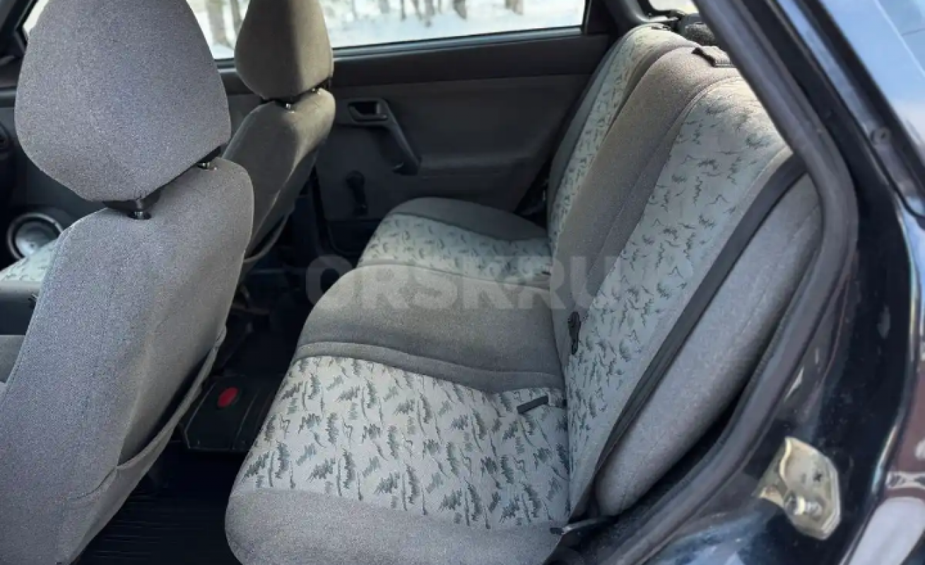 Продаю автомобиль в отличном состоянии с документами всё в порядке машина не битая не крашена очень - Орск