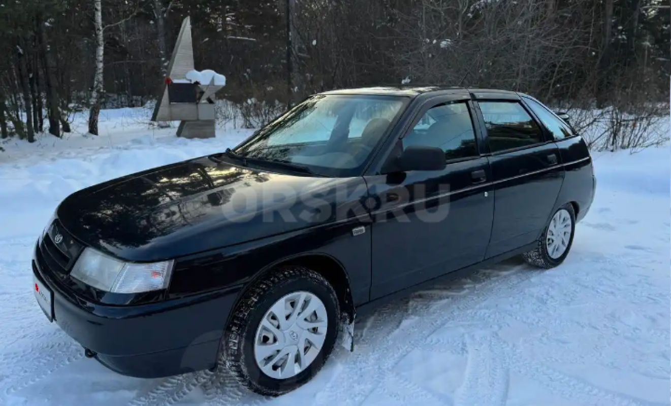 Продаю автомобиль в отличном состоянии с документами всё в порядке машина не битая не крашена очень - Орск