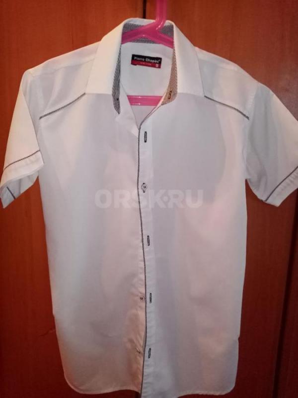 Продам вещи на мальчика:школьные туфли(Юничел)р.35 - 550р.,джинсовые мокасины р.37 - 450р.,рубашки ( - Орск