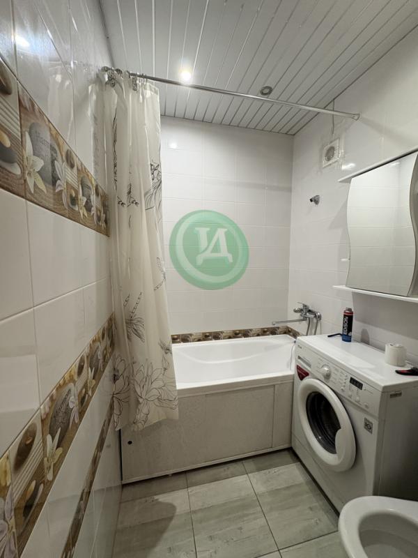 Продается 1 комнатная квартира в центре города по адресу: пер-к Металлистов дом №5, ост. "Ленко - Орск