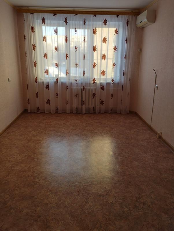 Продается 2-х комнатная квартира улучшенной планировки в г. - Новотроицк