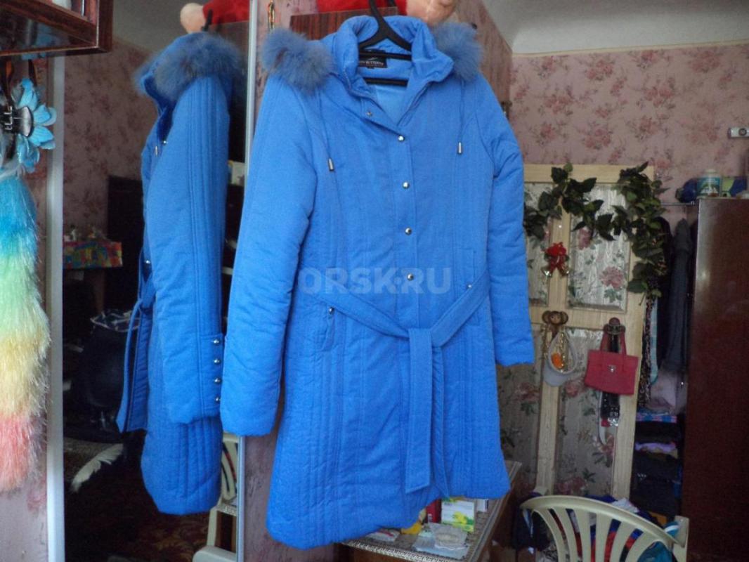 Куртка пуховик для девушки 44, 46р. с капюшоном 2000р. - Орск