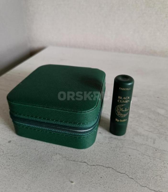 Продам кольцо серебряное  с натуральными агатами, 5 камешек. - Орск