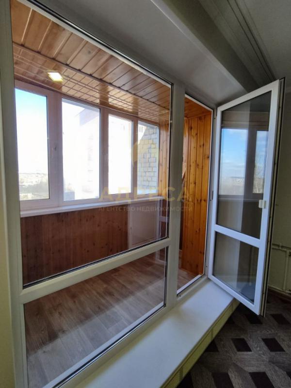 ПРЕДЛАГАЕМ ВАШЕМУ ВНИМАНИЮ ПРОСТОРНУЮ И УЮТНУЮ ДВУХКОМНАТНУЮ  КВАРТИРУ, В КИРПИЧНОМ ДОМЕ! - Оренбург