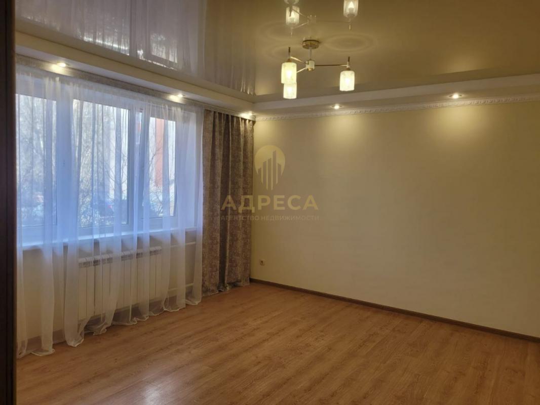 ПРЕДЛАГАЕМ ВАШЕМУ ВНИМАНИЮ ПРОСТОРНУЮ И УЮТНУЮ ДВУХКОМНАТНУЮ КВАРТИРУ! - Оренбург