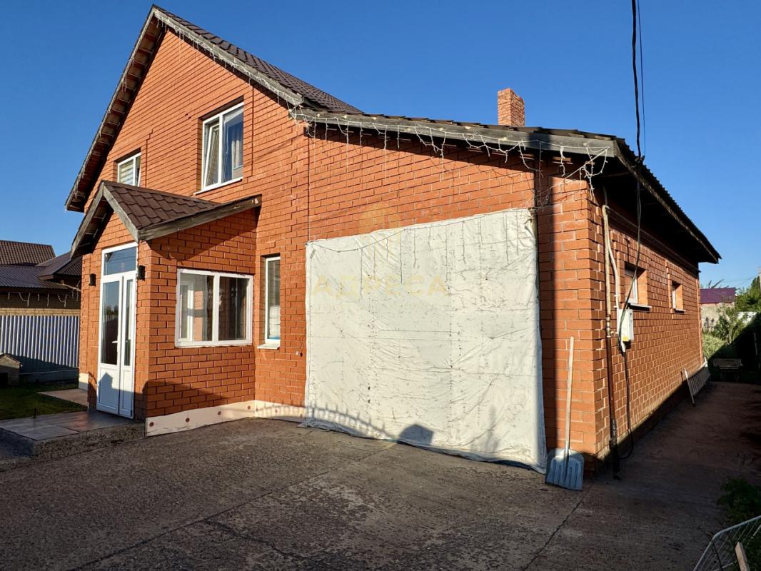 Предлагаем Вaшeму вниманию БОЛЬШОЙ ДОМ с ремонтом и мебелью, С ГАРАЖОМ по хорошей цене! - Оренбург