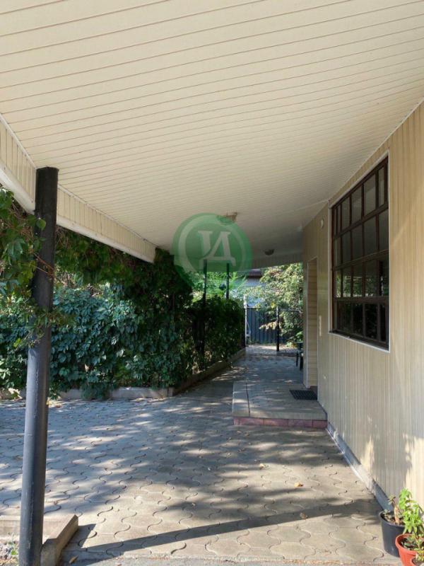 К продаже предлагается индивидуальный жилой дом на земельном участке полностью пригодный для комфорт - Орск