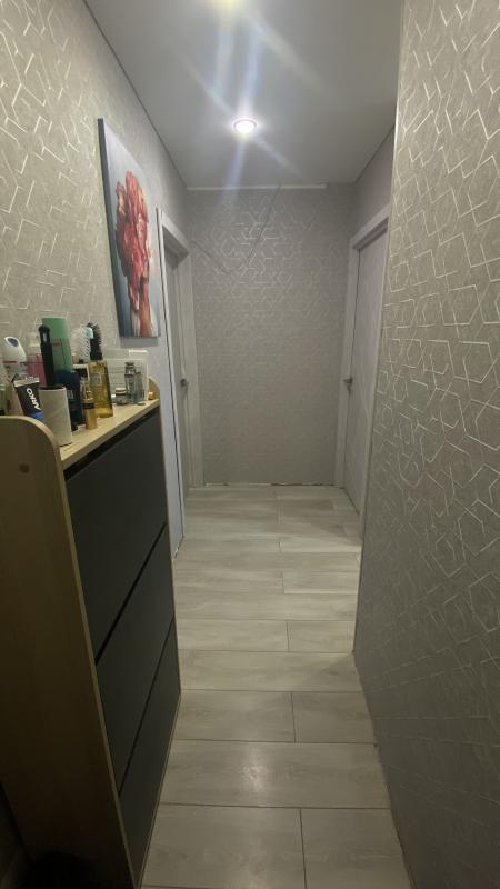 Продается уютная двухкомнатная квартира на 4 этаже 5 этажного панельного дома. - Гай