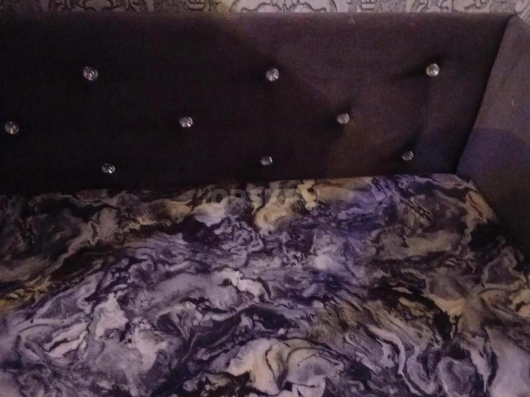 Продам срочно дива в отличном состоянии 150 на 180 раскладывается вперед - Орск