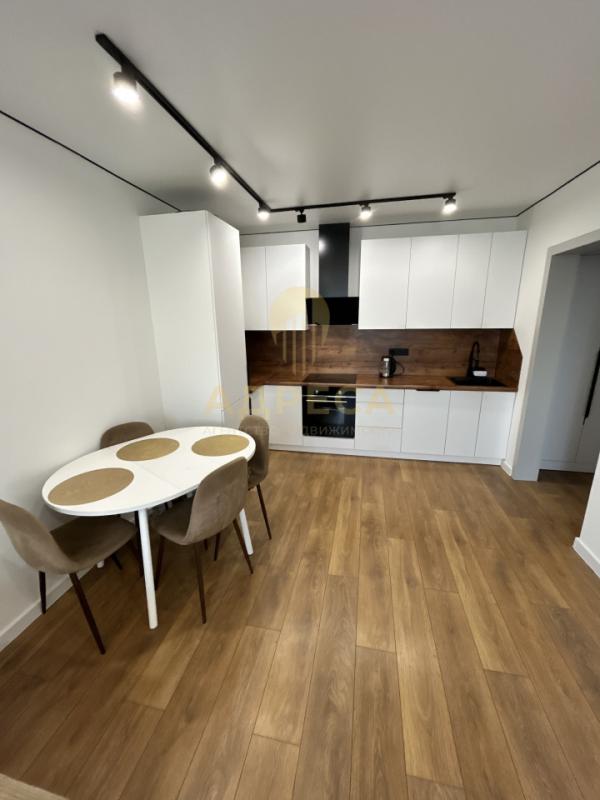 Евро-трешка с дизайнерским ремонтом в доме комфорт-класса, ЖК &laquo;Геометрия&raquo;. - Оренбург