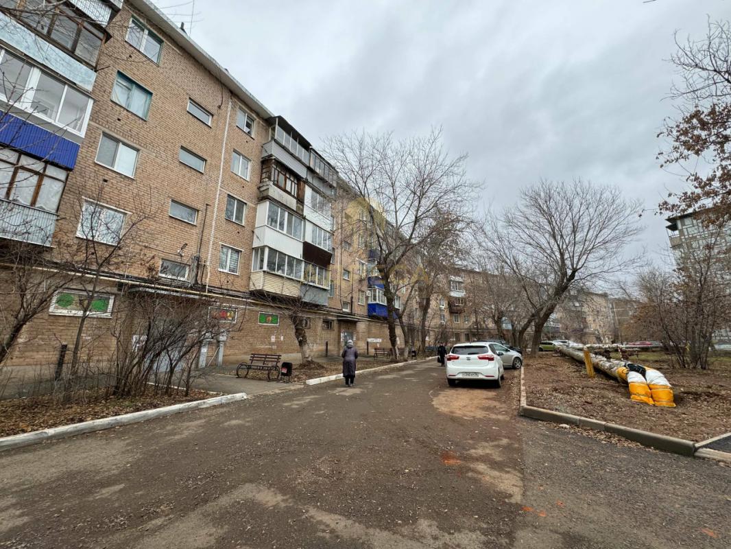 Продается двухкомнатная квартира , общей площадью 44,6 кв . - Оренбург