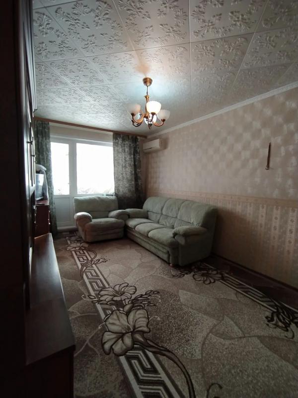 ПРОДАËТСЯ 2-Х КОМНАТНАЯ КВАРТИРА, С РАЗДЕЛЬНЫМИ ХОДАМИ, НА 4 ЭТАЖЕ, 5-ТИ ЭТАЖНОГО ДОМА. - Новотроицк