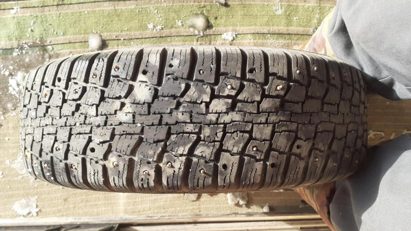 Продам шипованные на 13. - Орск