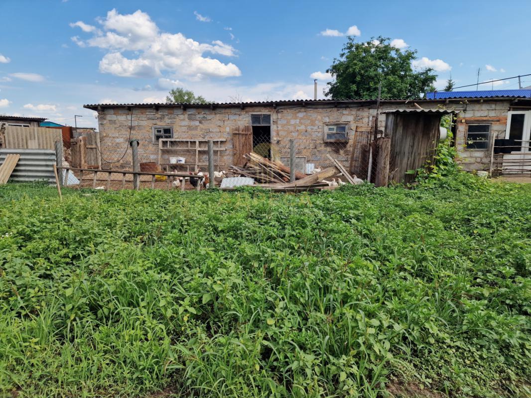 Продаётся дом с земельным участком, всё в собственности, по документам квартира ,общей площадью 75,9 - Краснохолм