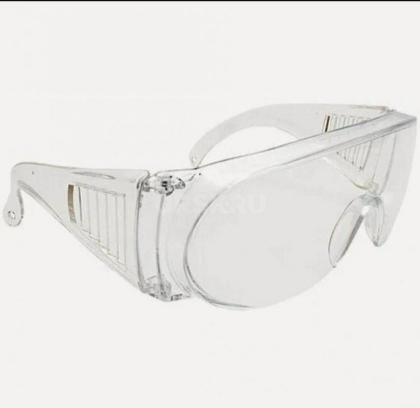 Продам недорого,перчатки трикотажные простые и теплые зимние, жилет светоотражающий и очки защитные. - Орск