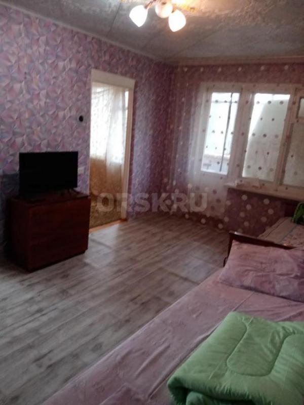 Сдам 4-х комнатную квартиру для командированных на длительный срок. ул. - Орск