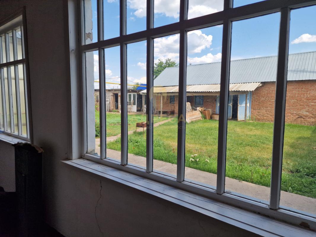 Продаётся дом с земельным участком, всё в собственности, по документам квартира ,общей площадью 75,9 - Краснохолм