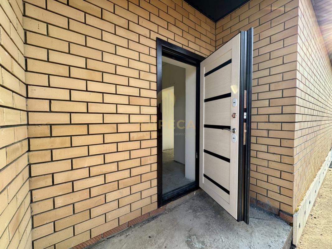 Предлaгaeм к продаже новый дoм дуплекс в мкр. - Оренбург