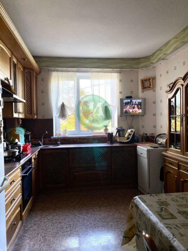 К продаже предлагается индивидуальный жилой дом на земельном участке полностью пригодный для комфорт - Орск