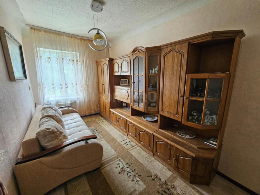 Продам отличный вариант двухкомнатной квартиры,  по адресу: ул. - Орск