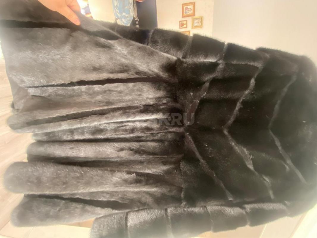 Норковая шуба (46-48 размер) цвет черная нефть. - Орск