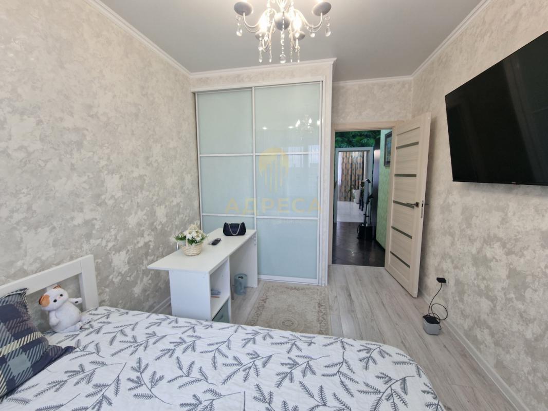 Продается двухкомнатная квартира в ЖК "Фаренгейт", с общей площадью 56,5 кв. - Оренбург