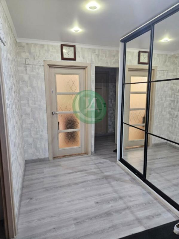 Продам 3-х комнатную квартиру улучшенной планировки по адресу: ул. - Орск