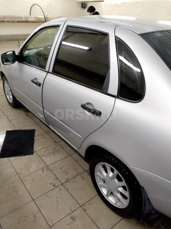 Продам ВАЗ в отличном состоянии эур стекло подъемники музыка сигнализации центр замок двигатель коро - Новоорск