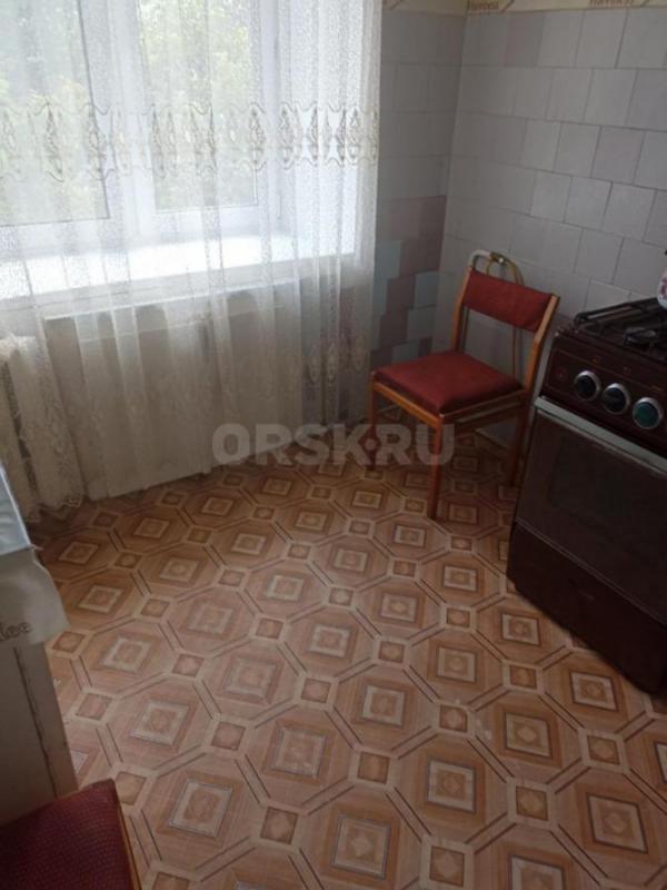 Продаю 3-х комнатную квартиру( маломерка), общей площадью 44 кв. - Орск