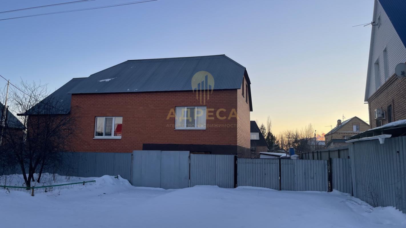 Пpeдлaгаем ДОМ современной постройки на улице Дамбовой (п. - Оренбург