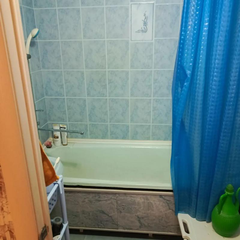 Продается 3х-комнатная квартира УЛУЧШЕННОЙ ПЛАНИРОВКИ ПО АДРЕСУ: ВИНОКУРОВА 10А. - Новотроицк