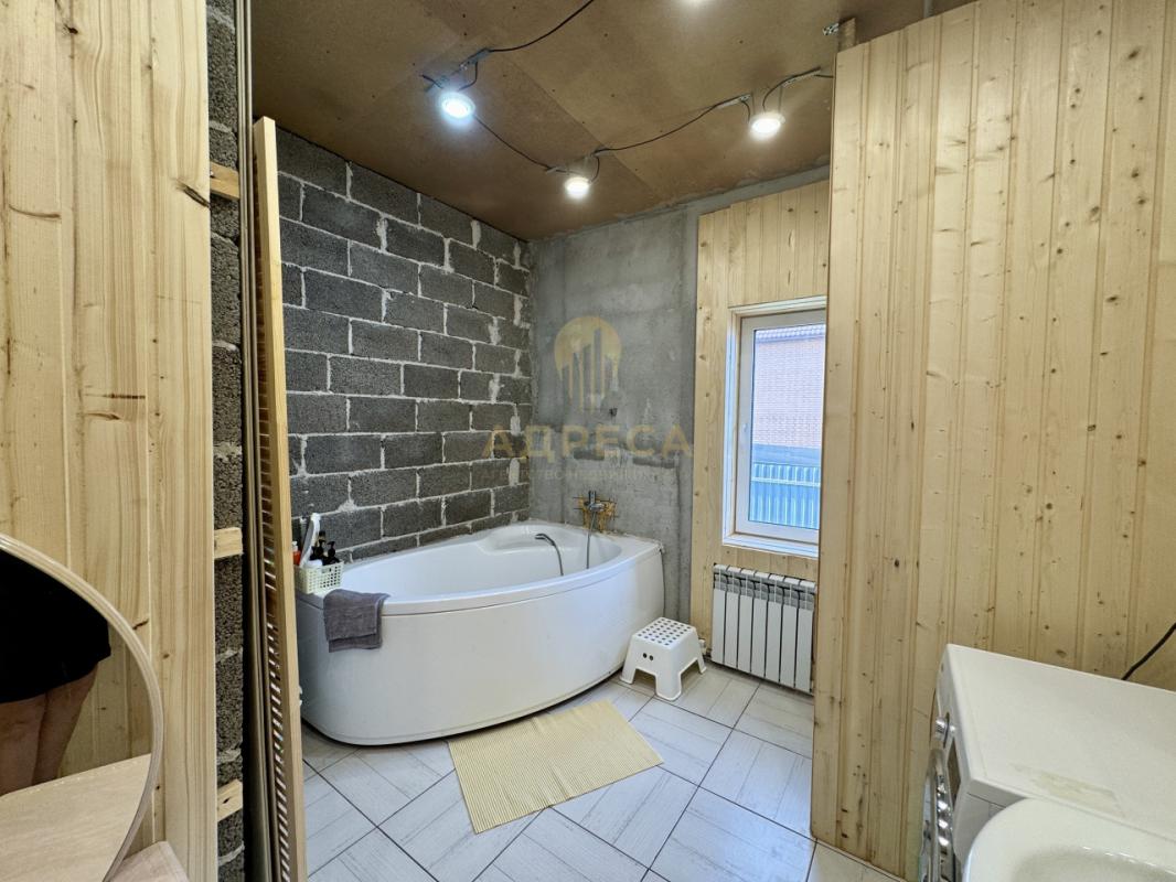 Пpедлaгаем уютный ДОМ с ремонтом в п. - Оренбург