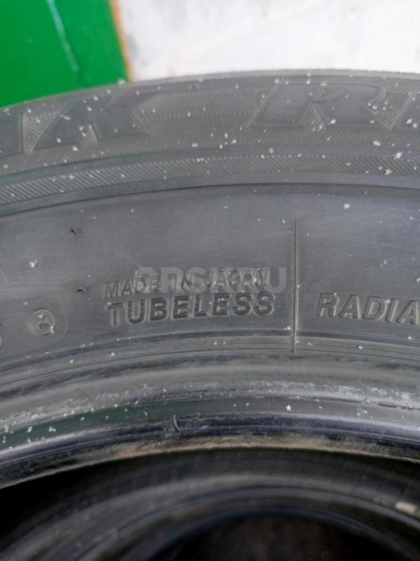 Продам зимняя резина Bridqestone липучка.размер 215.60.16. - Орск