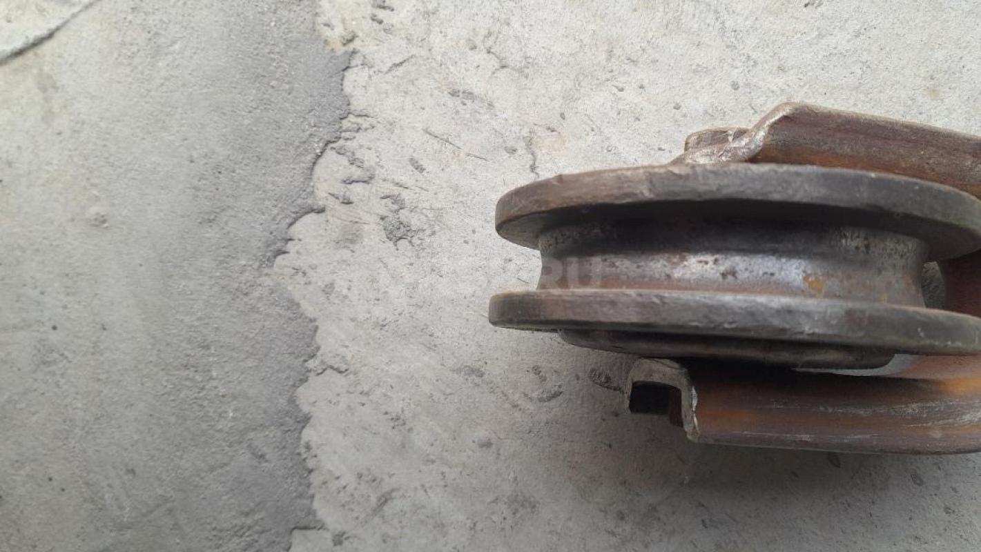 Куплю ролики на подчипниках закрытые как на фото и открытые, можно разных диаметром, м форм, крюками - Орск