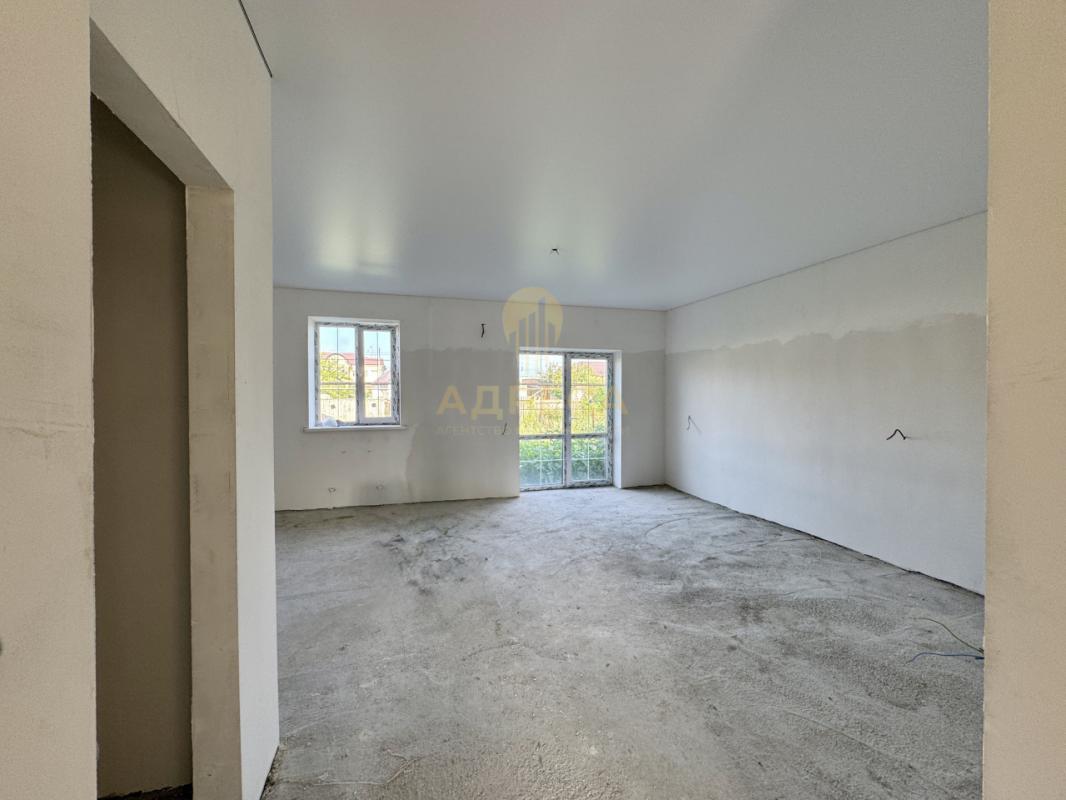 Предлaгaeм к продаже новый дoм дуплекс в мкр. - Оренбург