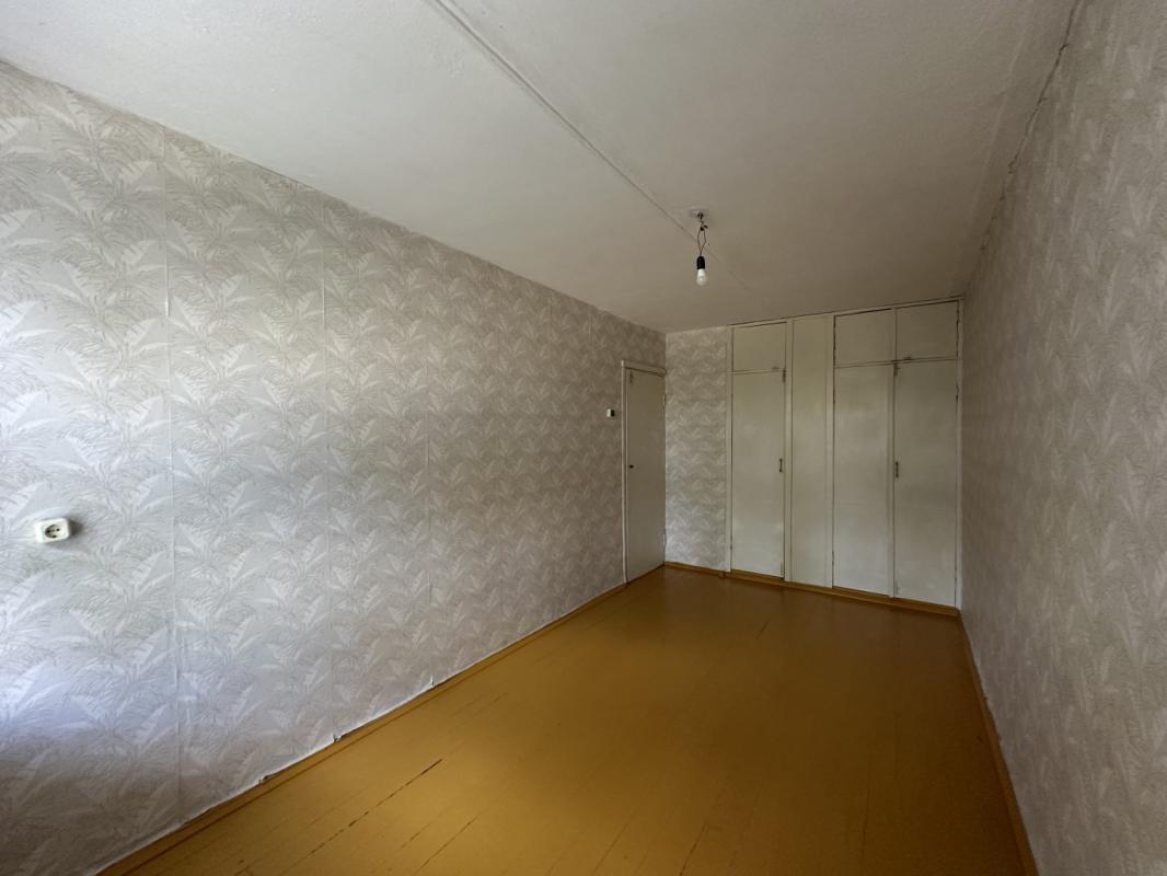 Центр! 3-комнатная квартира ждет вас!

* Гай, ул. - Гай