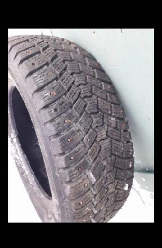 Р15(195-65) в 1месте сбоку есть трещинки, возможно нужна будет камера-стоял на волге, шипы почти все - Орск