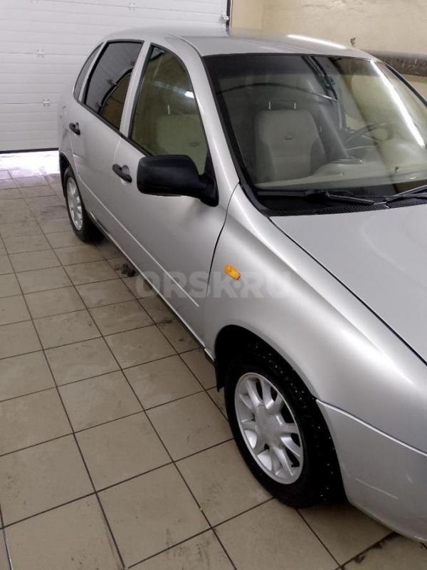 Продам ВАЗ в отличном состоянии эур стекло подъемники музыка сигнализации центр замок двигатель коро - Новоорск