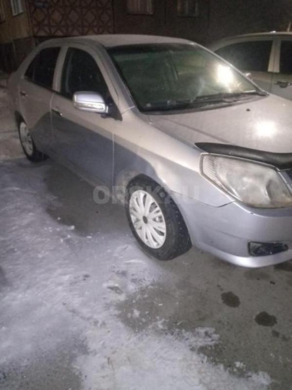 В хорошем состоянии,в родной краске,на зимней резине,дно пороги заводские не гнилые. - Орск