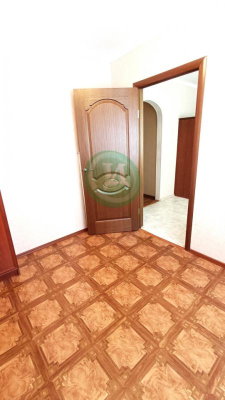 Продам  3-х  комнатную квартиру в самом центре города Орска на  улице Краматорская 16
 - этаж 1/5;- - Орск