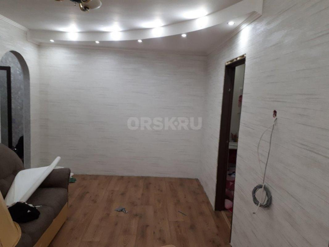 Ремонт и отделка квартир, домов, стяжка пола, штукатурка и шпаклёвка стен, поклейка обоев, МДФ. - Орск