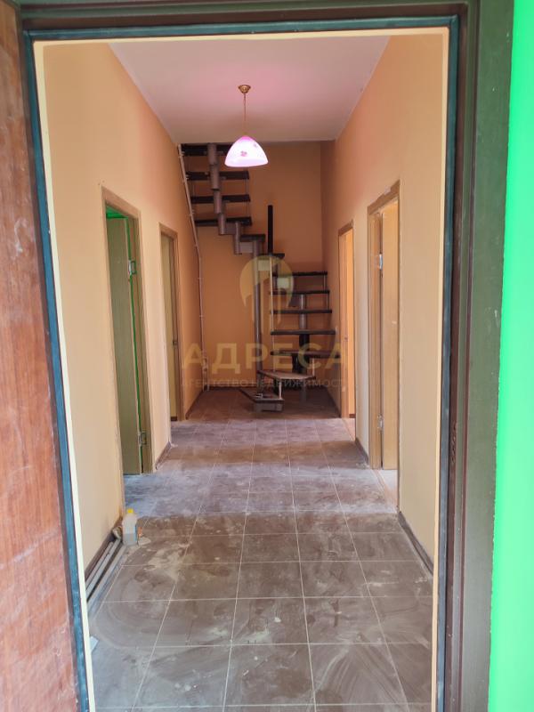 Продаётся новый двухэтажный дом площадью 96,6 квадратных метровв Сакмарском районе на участке 12 сот - Украинка