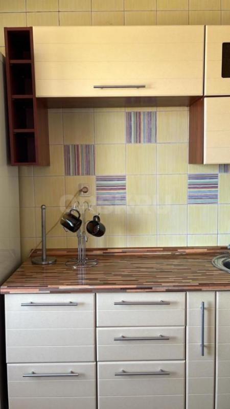 Сдам в аренду мебелированную квартиру на кольце трамвая #4, напротив гипермаркета Лента. - Орск