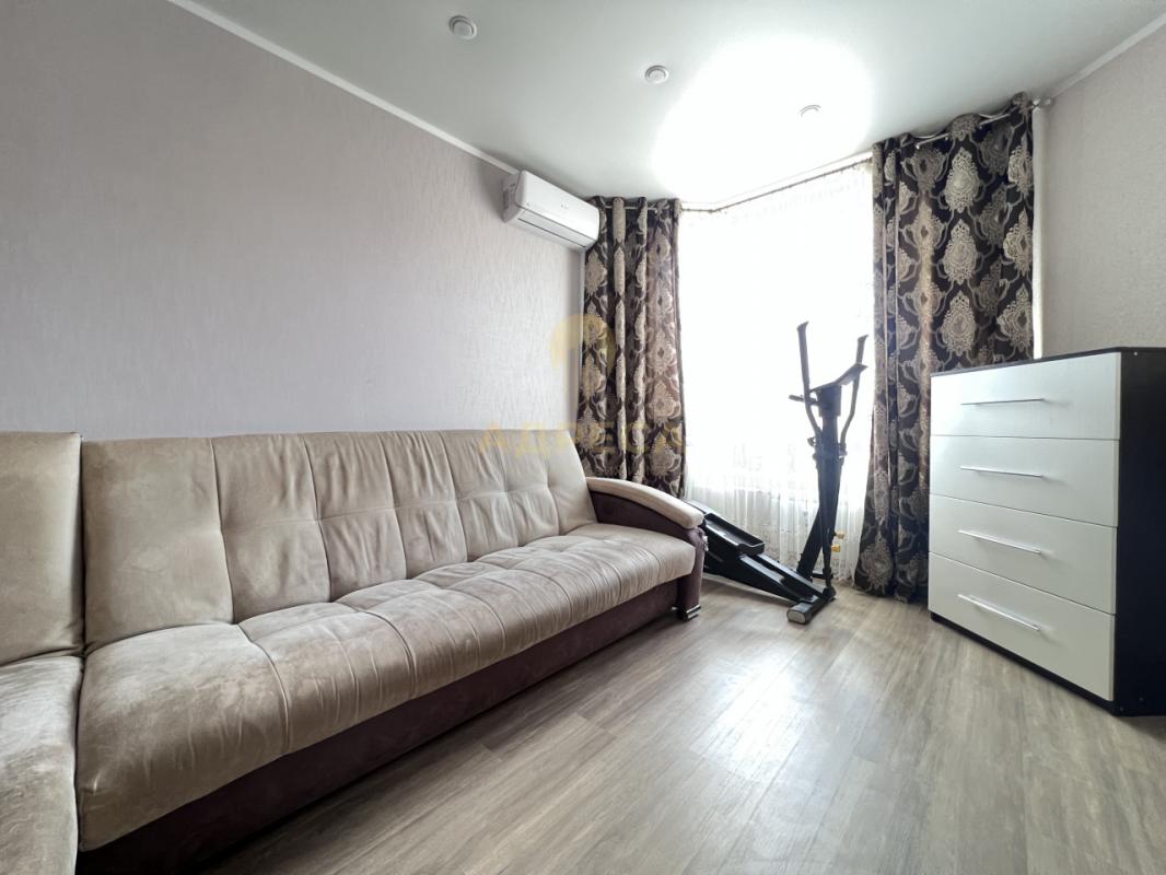 Продаётся тёплая, уютная квартира с удобной планировкой, общей площадью 35,2 кв. - Оренбург