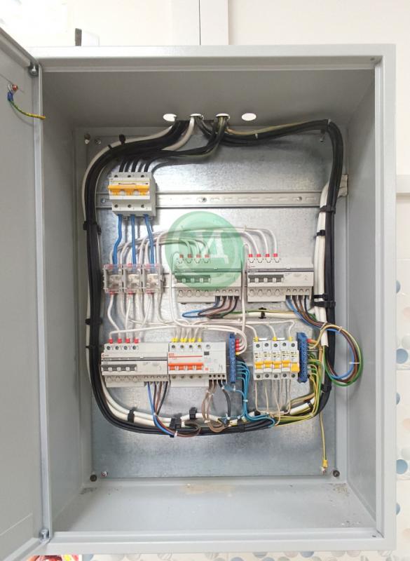 Продам магазин-пекарню в Адамовке на улице Советская д.97. - Адамовка